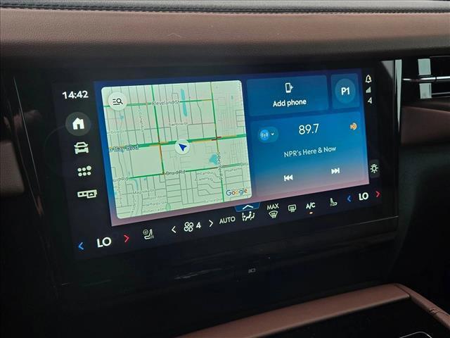 new 2025 Lincoln Navigator car, priced at $98,505