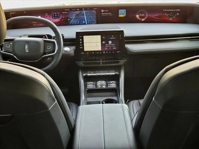 new 2025 Lincoln Nautilus car, priced at $60,391