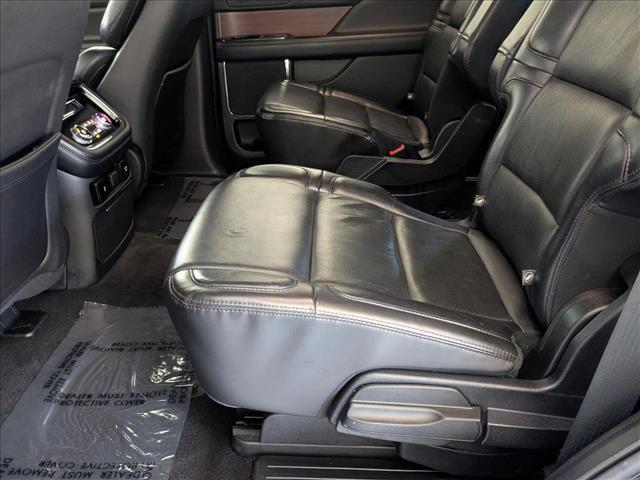 used 2021 Lincoln Navigator car, priced at $43,539