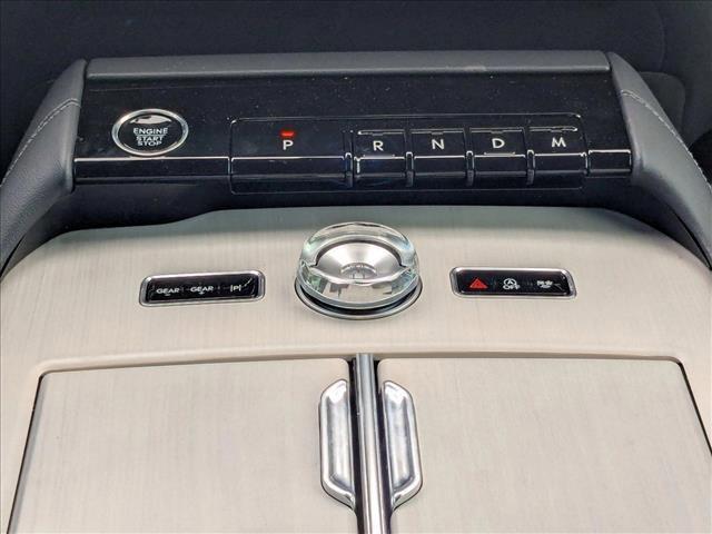 new 2025 Lincoln Navigator car, priced at $107,999