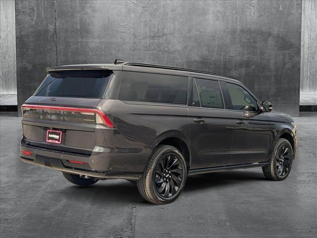 new 2025 Lincoln Navigator car, priced at $107,999