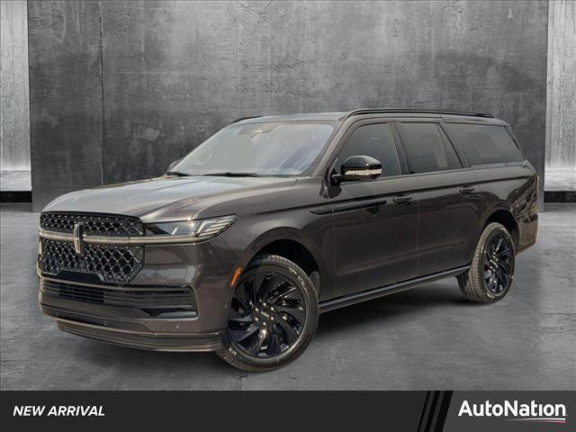 new 2025 Lincoln Navigator car, priced at $107,999