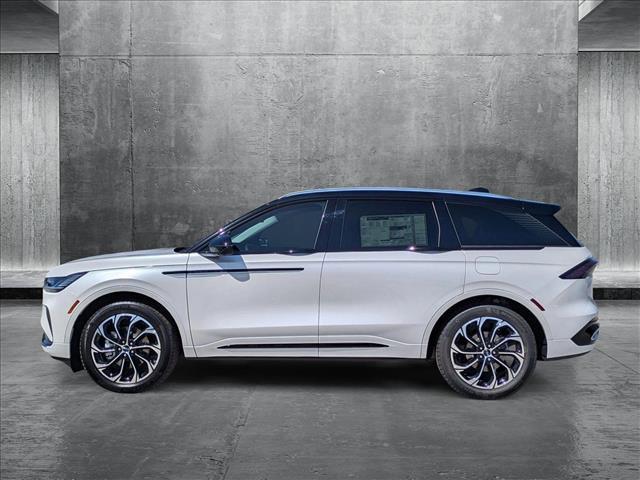 new 2025 Lincoln Nautilus car, priced at $62,451