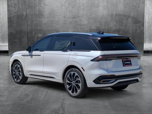 new 2025 Lincoln Nautilus car, priced at $62,451