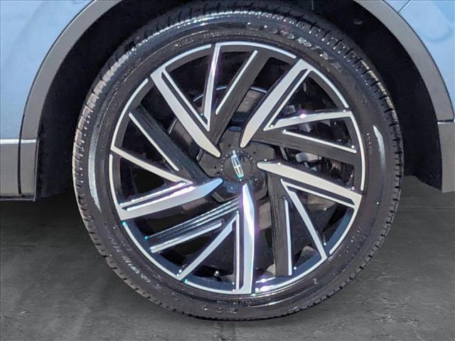 new 2025 Lincoln Aviator car, priced at $71,187