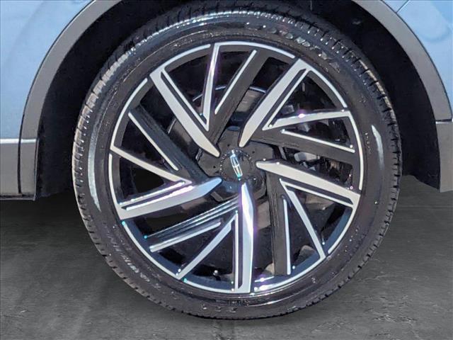 new 2025 Lincoln Aviator car, priced at $71,187