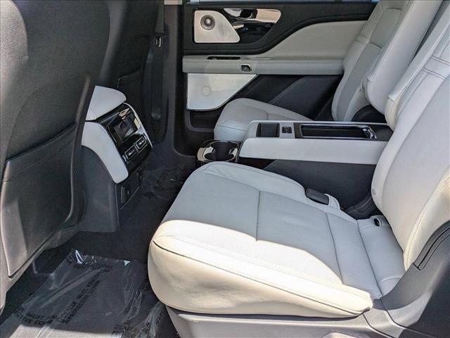 new 2025 Lincoln Aviator car, priced at $71,187