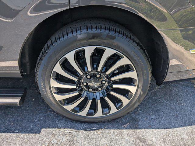 new 2024 Lincoln Navigator car, priced at $98,565