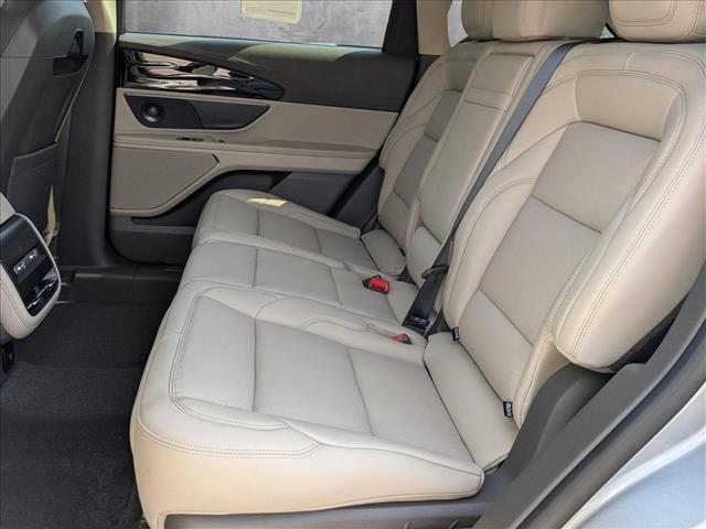 new 2025 Lincoln Nautilus car, priced at $53,643