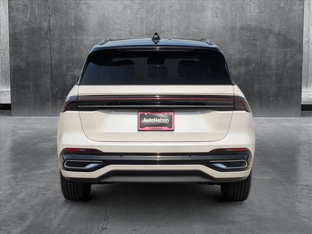 new 2025 Lincoln Nautilus car, priced at $69,269