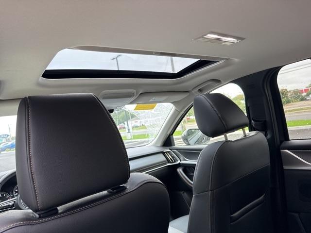 new 2025 Mazda CX-90 car, priced at $40,860