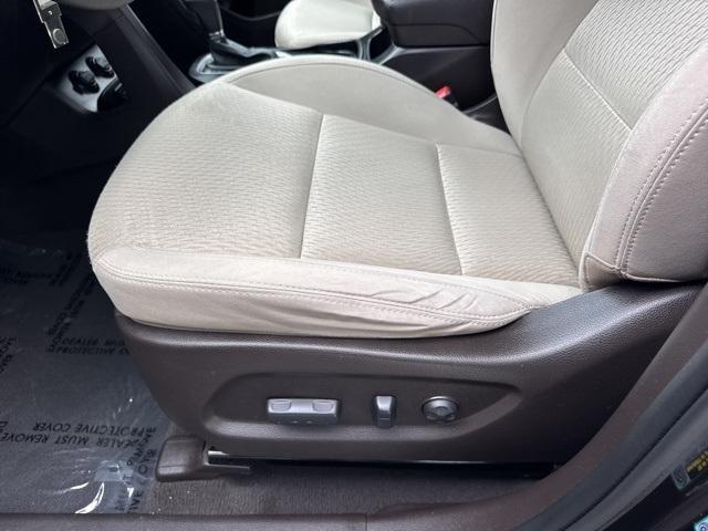used 2016 Hyundai Santa Fe car, priced at $9,998