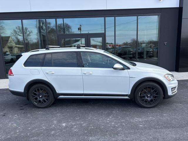 used 2017 Volkswagen Golf Alltrack car, priced at $18,988