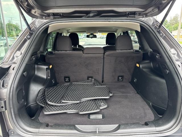 used 2016 Jeep Cherokee car, priced at $12,988