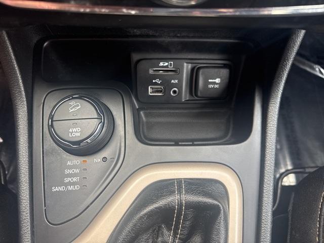 used 2016 Jeep Cherokee car, priced at $16,497