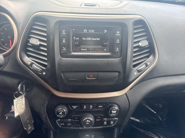 used 2016 Jeep Cherokee car, priced at $16,497
