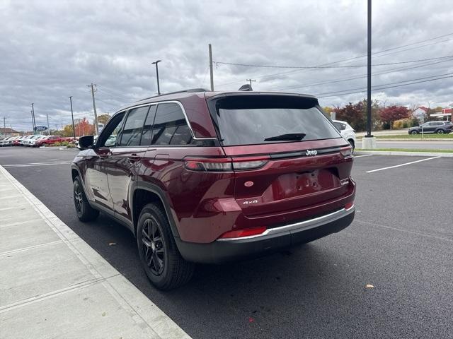 used 2024 Jeep Grand Cherokee car, priced at $35,387
