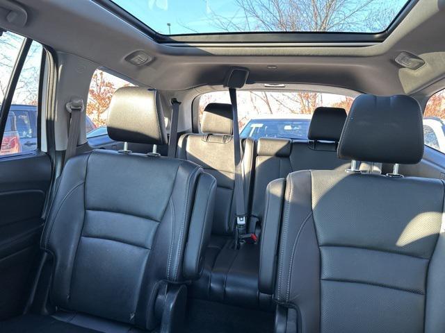 used 2021 Honda Pilot car, priced at $34,350