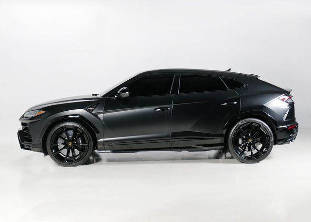used 2022 Lamborghini Urus car, priced at $209,990