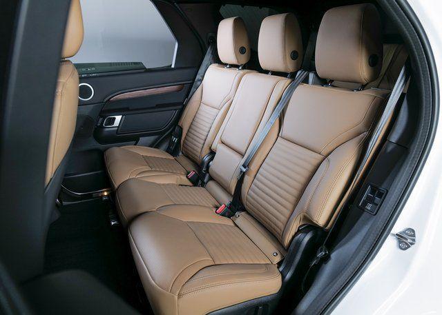 new 2025 Land Rover Discovery car, priced at $79,803