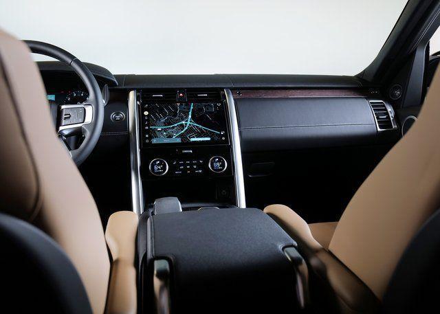 new 2025 Land Rover Discovery car, priced at $79,803