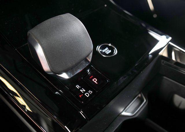 new 2025 Land Rover Range Rover Sport car, priced at $95,265