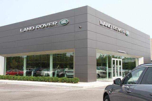 new 2025 Land Rover Range Rover Sport car, priced at $127,225