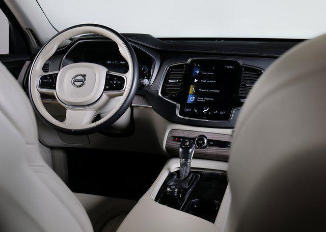 used 2022 Volvo XC90 car, priced at $37,990