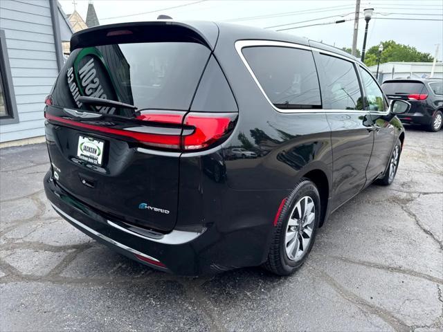 used 2023 Chrysler Pacifica Hybrid car, priced at $27,900