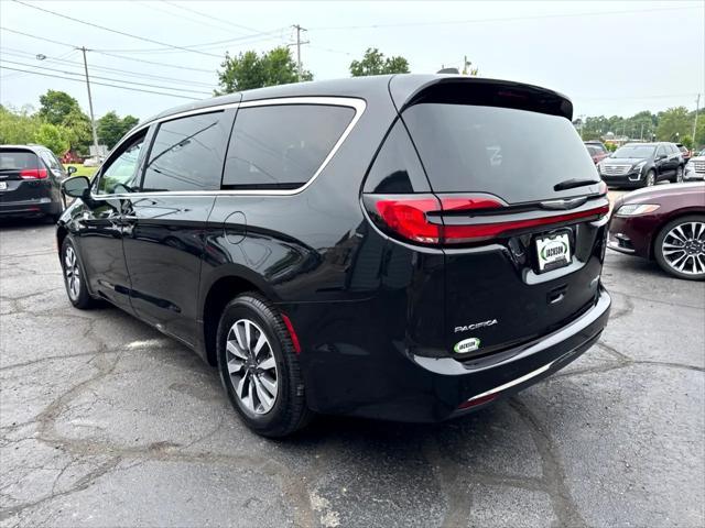 used 2023 Chrysler Pacifica Hybrid car, priced at $27,900