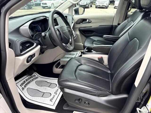 used 2023 Chrysler Pacifica Hybrid car, priced at $27,900