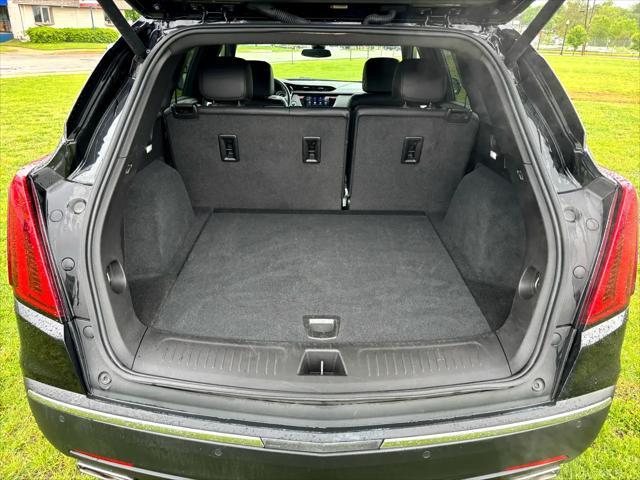 used 2023 Cadillac XT5 car, priced at $20,900
