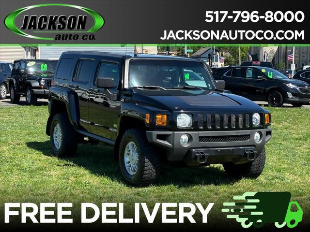 used 2009 Hummer H3 car, priced at $9,900