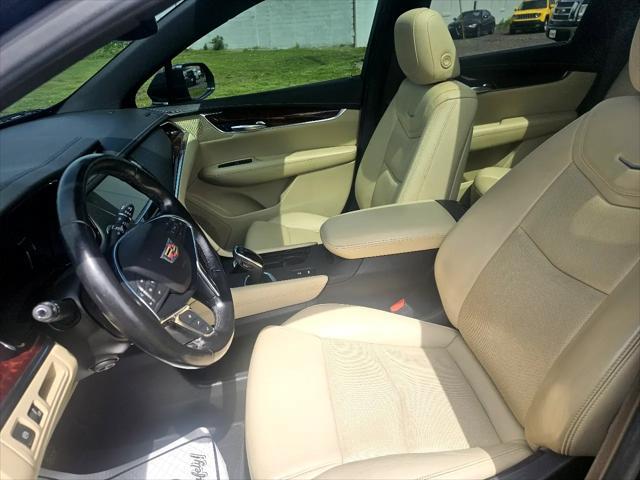 used 2019 Cadillac XT5 car, priced at $17,900