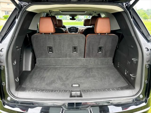 used 2019 Chevrolet Traverse car, priced at $22,900