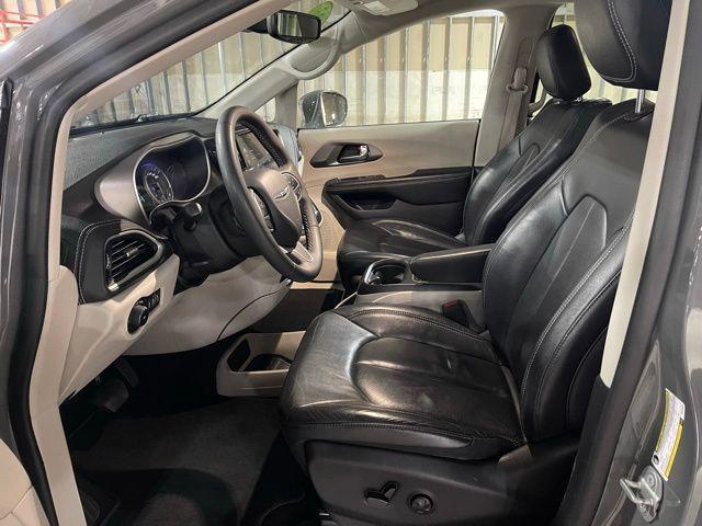 used 2022 Chrysler Pacifica car, priced at $29,995