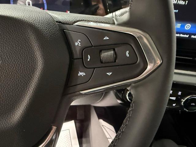 new 2025 Chevrolet Trax car, priced at $23,917