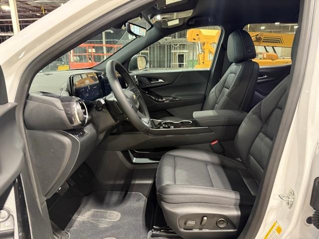 new 2026 Chevrolet Equinox car, priced at $30,505