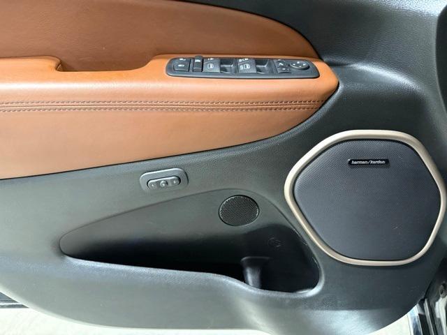 used 2015 Jeep Grand Cherokee car, priced at $16,995