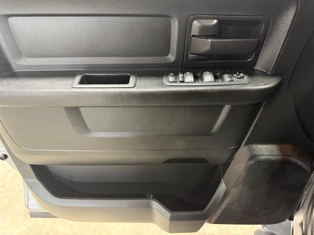 used 2019 Ram 1500 Classic car, priced at $27,695