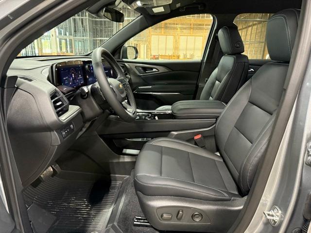 new 2026 Chevrolet Traverse car, priced at $41,152