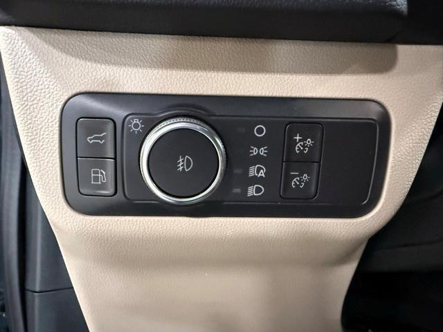 used 2022 Ford Escape car, priced at $24,996