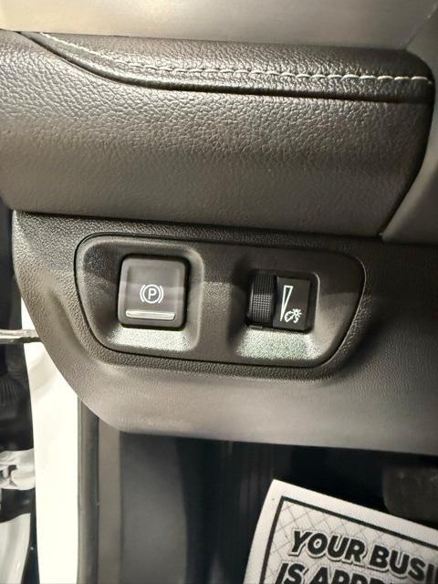 used 2023 GMC Acadia car, priced at $33,996