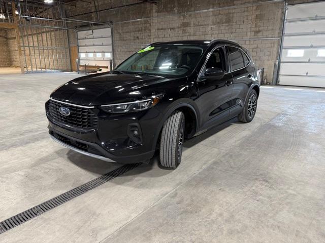 used 2023 Ford Escape car, priced at $24,996