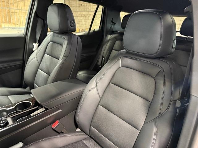 new 2026 Chevrolet Equinox car, priced at $29,963