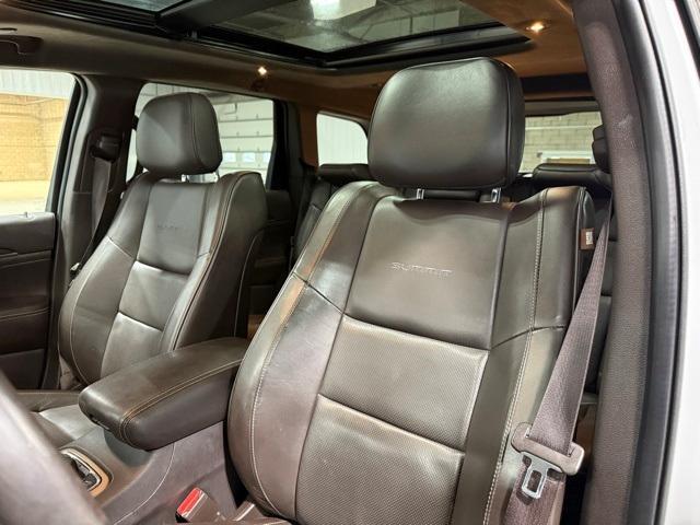 used 2016 Jeep Grand Cherokee car, priced at $19,995