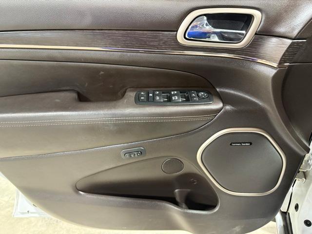 used 2016 Jeep Grand Cherokee car, priced at $19,995