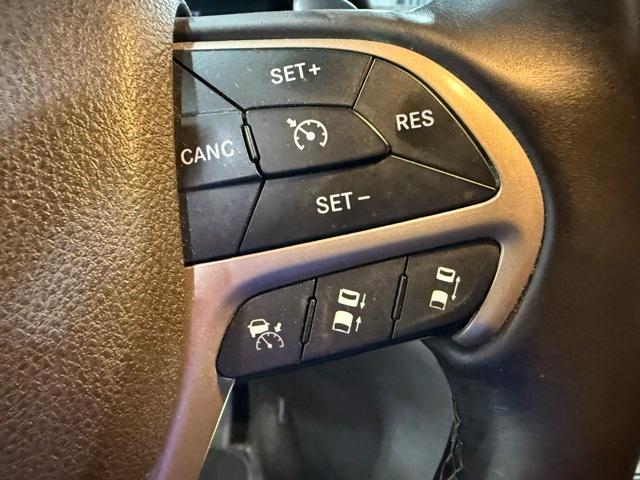 used 2016 Jeep Grand Cherokee car, priced at $19,995