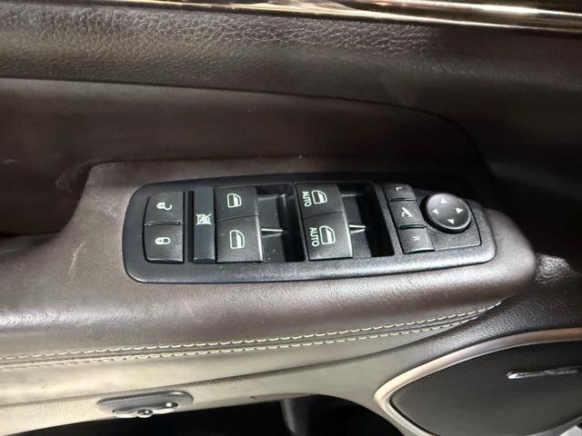 used 2016 Jeep Grand Cherokee car, priced at $19,995