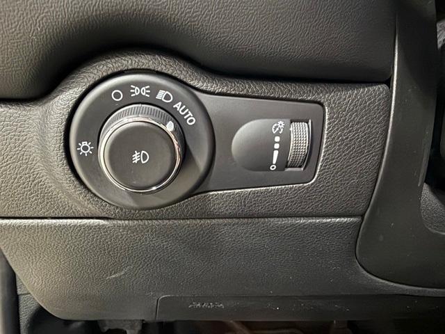 used 2023 Dodge Durango car, priced at $28,395